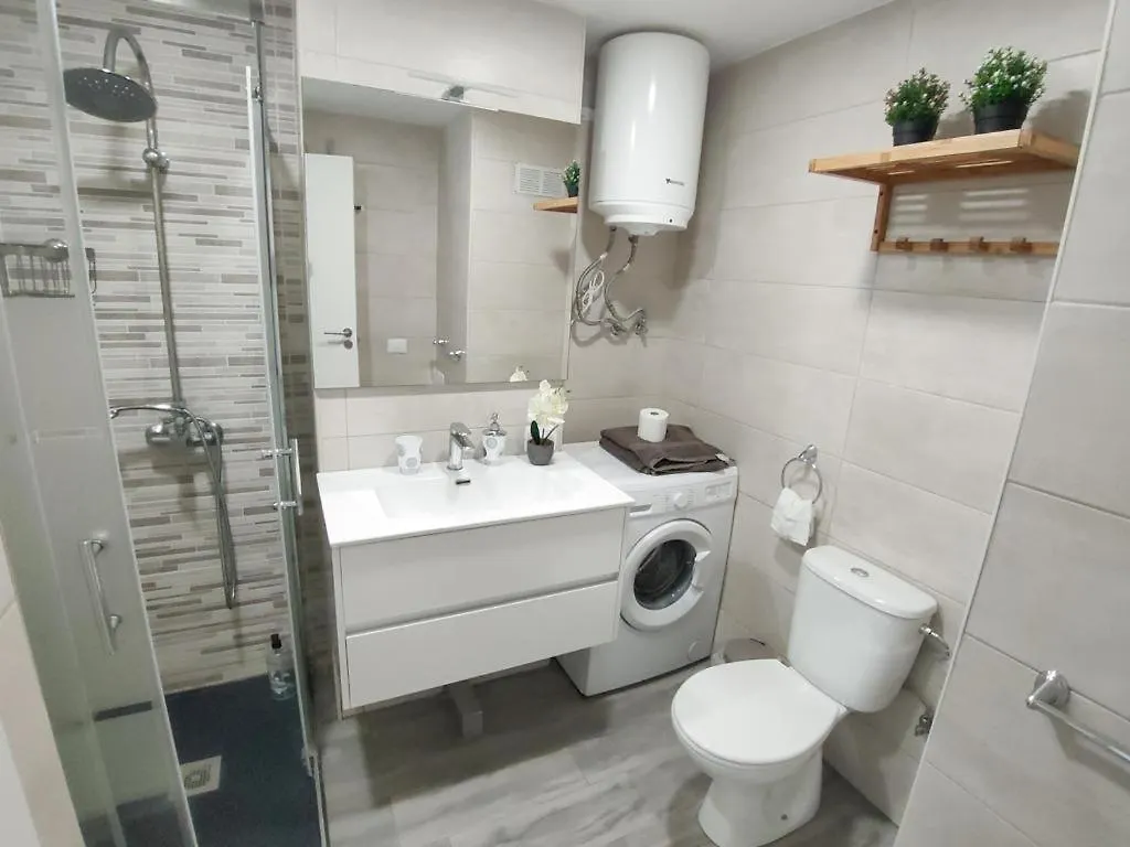 Bello Apartamento En Playa Martianez プエルト・デ・ラ・クルス 0*,  スペイン